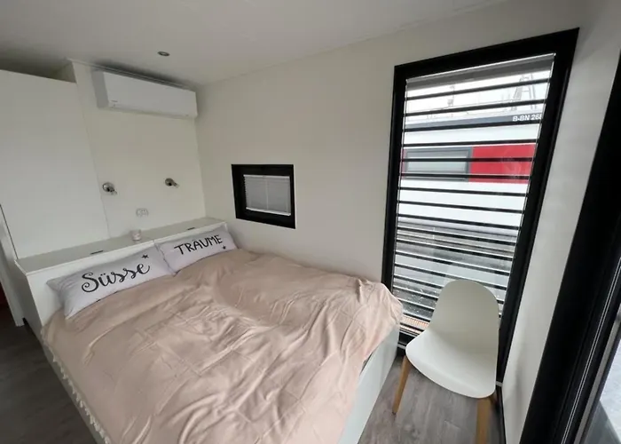 Hausboot Bakerman Hotel en barco Zehdenick