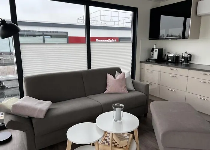 Hausboot Bakerman Hotel en barco