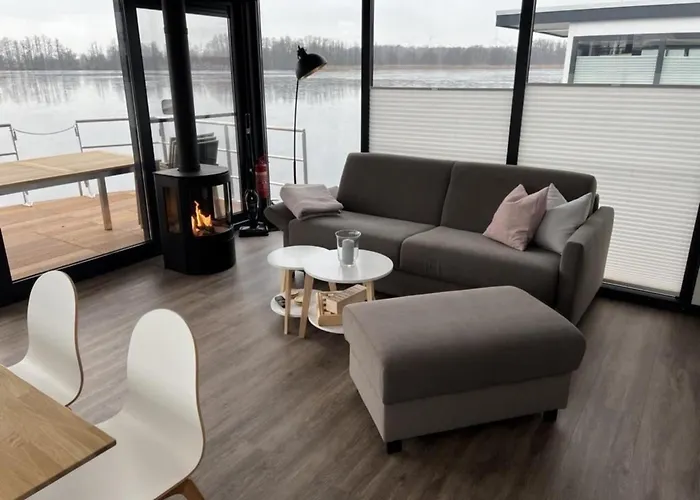 Hotel en barco Hausboot Bakerman *